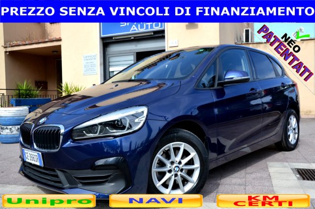 BMW 216 Blu metallizzato