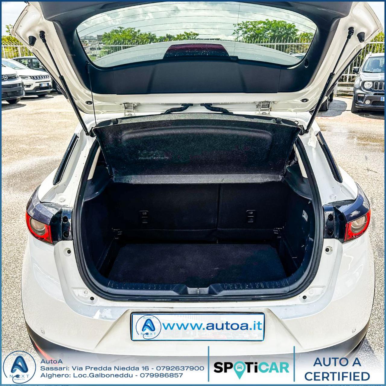 MAZDA CX-3 2.0L Skyactiv-G Business - 9