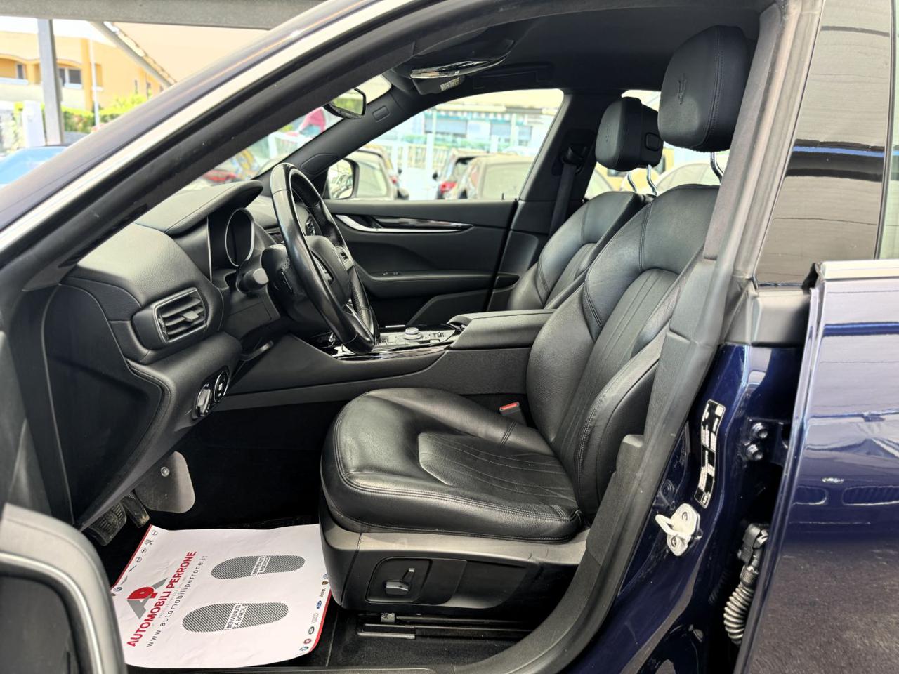 MASERATI Levante V6 Diesel Q4 250cv - 6