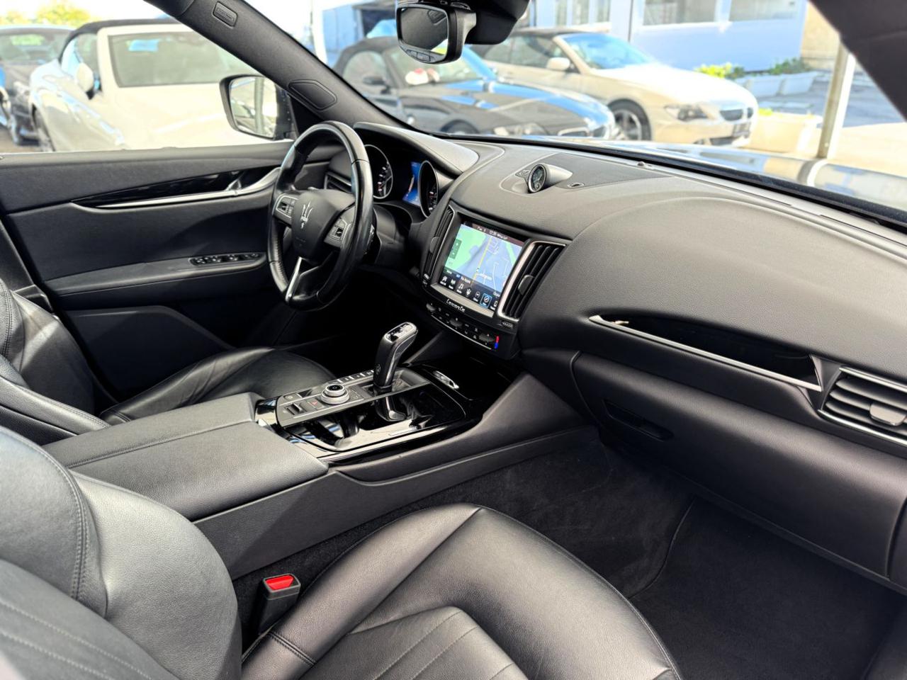MASERATI Levante V6 Diesel Q4 250cv Granlusso MY19 - 10