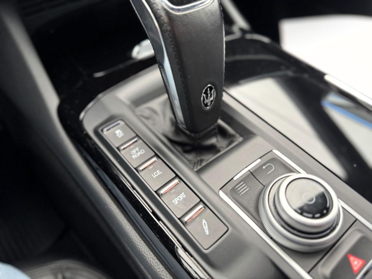 MASERATI Levante V6 Diesel Q4 250cv Granlusso MY19 - 28