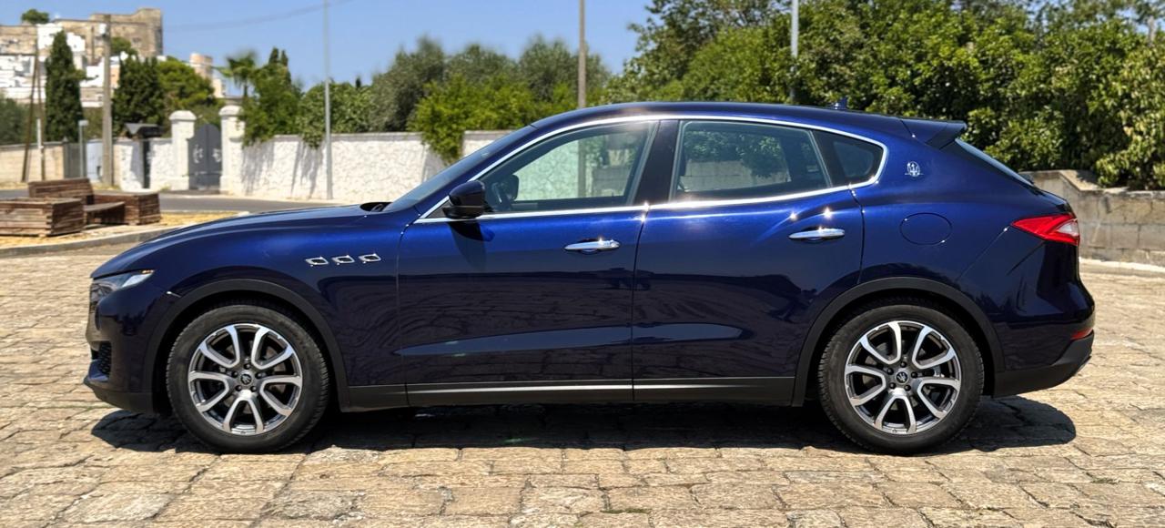 MASERATI Levante V6 Diesel Q4 250cv - 20