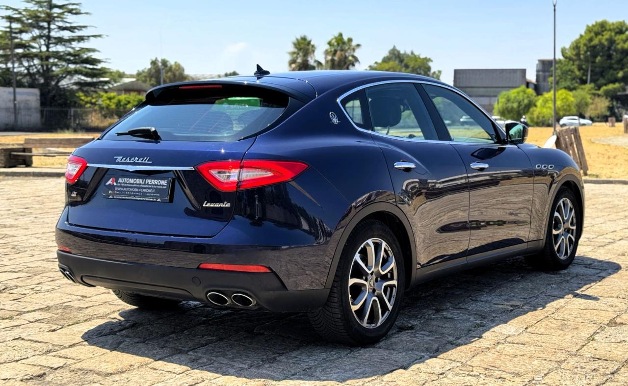 MASERATI Levante V6 Diesel Q4 250cv Granlusso MY19 - 14