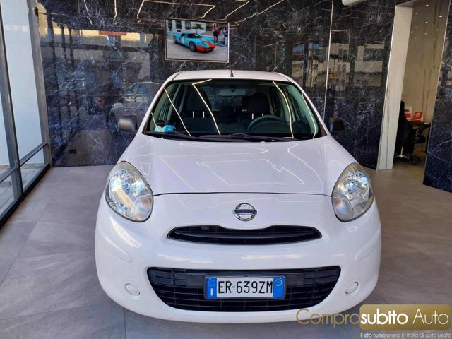 NISSAN Micra Blanc Pastel