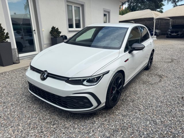 VOLKSWAGEN Golf Bianco pastello