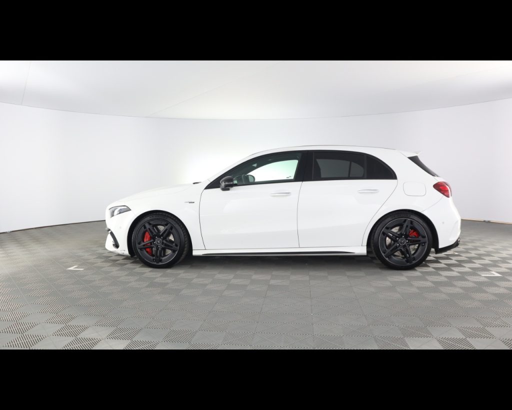 MERCEDES-BENZ CLA SSE  A AMG 45 S AMG 4matic - 12