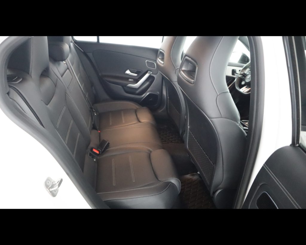 MERCEDES-BENZ CLA SSE  A AMG 45 S AMG 4matic - 18