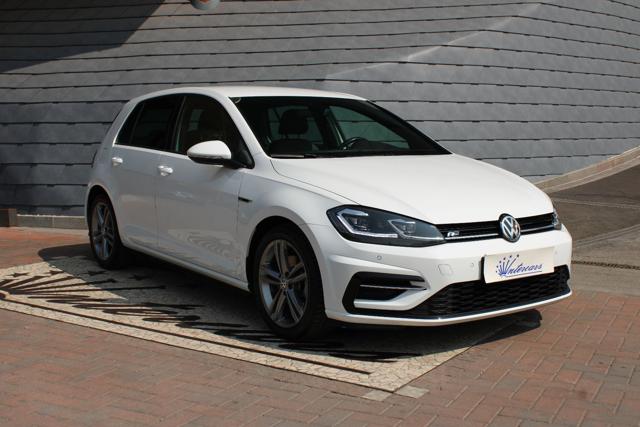 VOLKSWAGEN Golf Bianco pastello