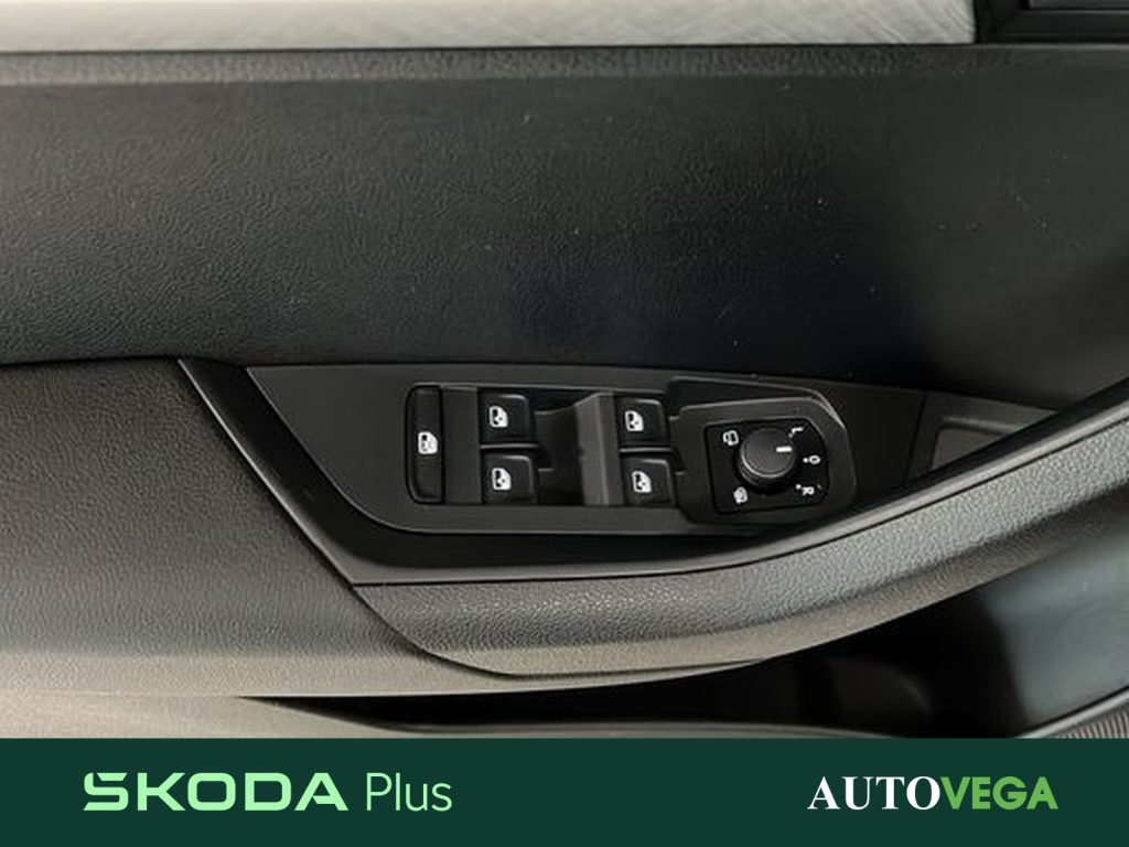 SKODA Karoq 1.0 tsi selection 115cv - 15