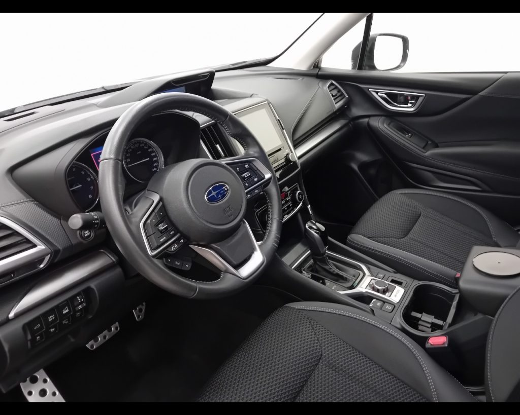 SUBARU Forester V -  2.0i e-boxer Style lineartronic - 10