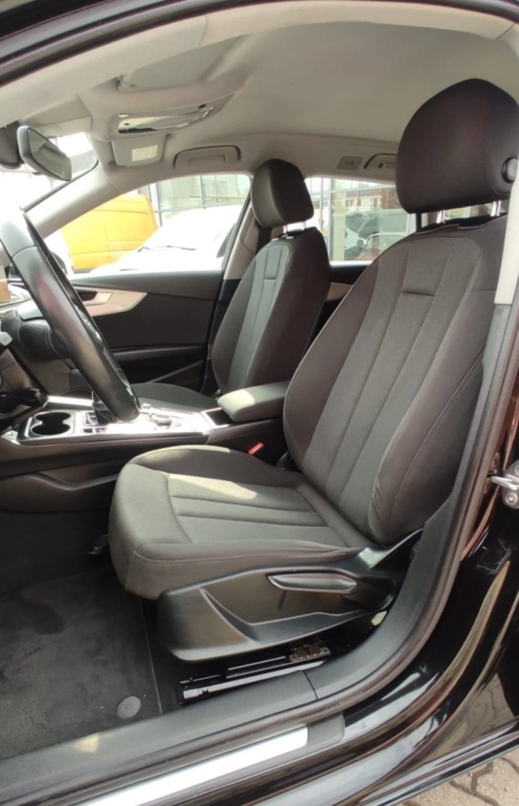 AUDI A4 Avant 2.0 TDI 150 CV - 6