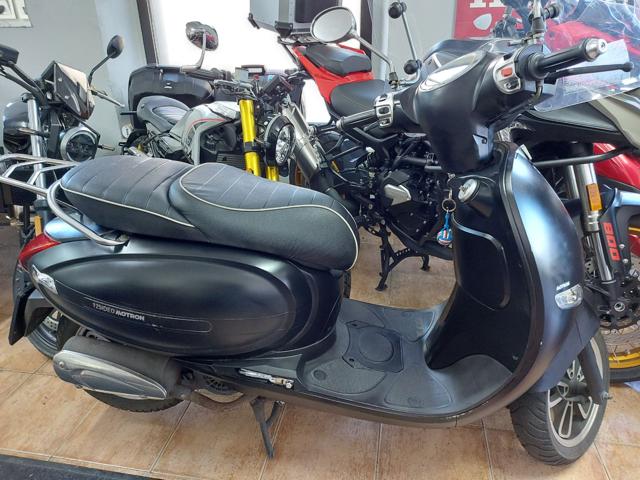 MOTRON Ideo 125 Nero pastello