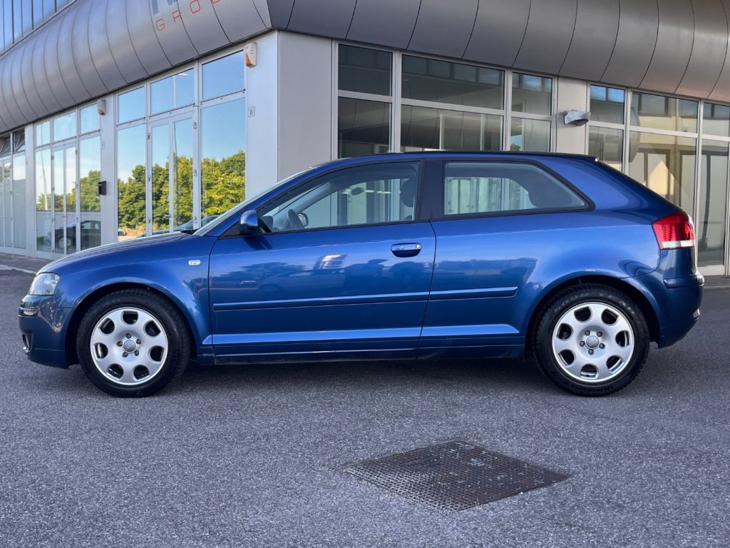 http://graphics.gestionaleauto.com/gonline_graphics/22393904_O_6838830f007b4.jpg