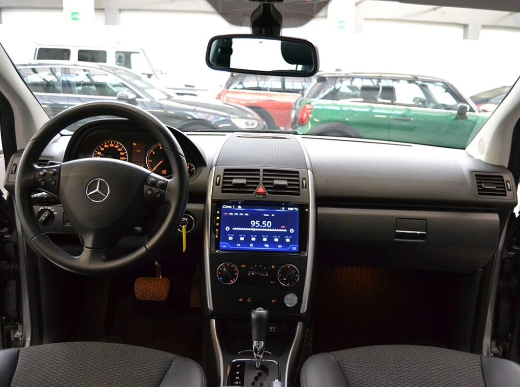 MERCEDES-BENZ A 180 AUTOMATIC Avantgarde Pelle-Pdc-Km 51.000 - 5