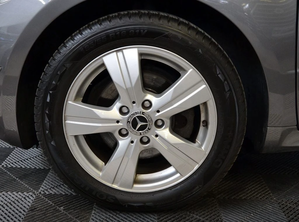 MERCEDES-BENZ A 180 AUTOMATIC Avantgarde Pelle-Pdc-Km 51.000 - 21