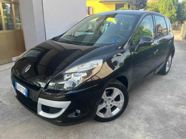 RENAULT Scenic Nero metallizzato