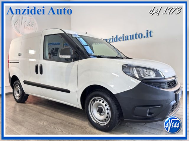 FIAT Doblo Bianco pastello