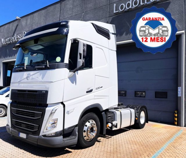 VOLVO  Bianco pastello