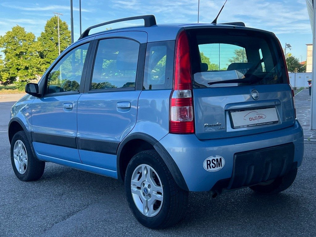 http://graphics.gestionaleauto.com/gonline_graphics/22402499_O_683aaa3f9e640.jpg