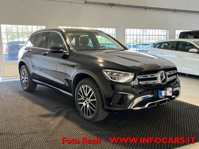 MERCEDES-BENZ GLC 300 Nero metallizzato