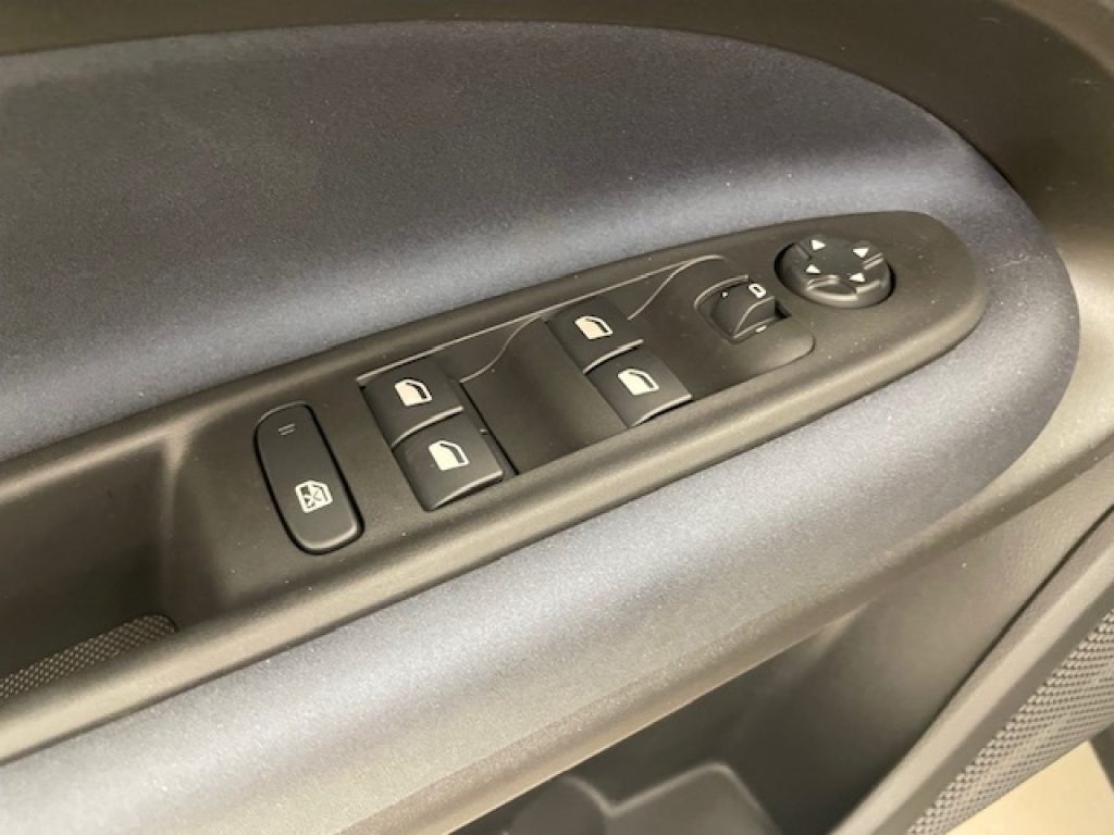 ALFA ROMEO Junior Ibrida My25 Ibrida 1.2145cv Hybrid Edct6 - 12