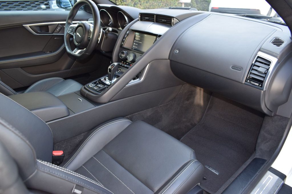 JAGUAR F-Type 2.0 aut. Coupé R-Dynamic - 15