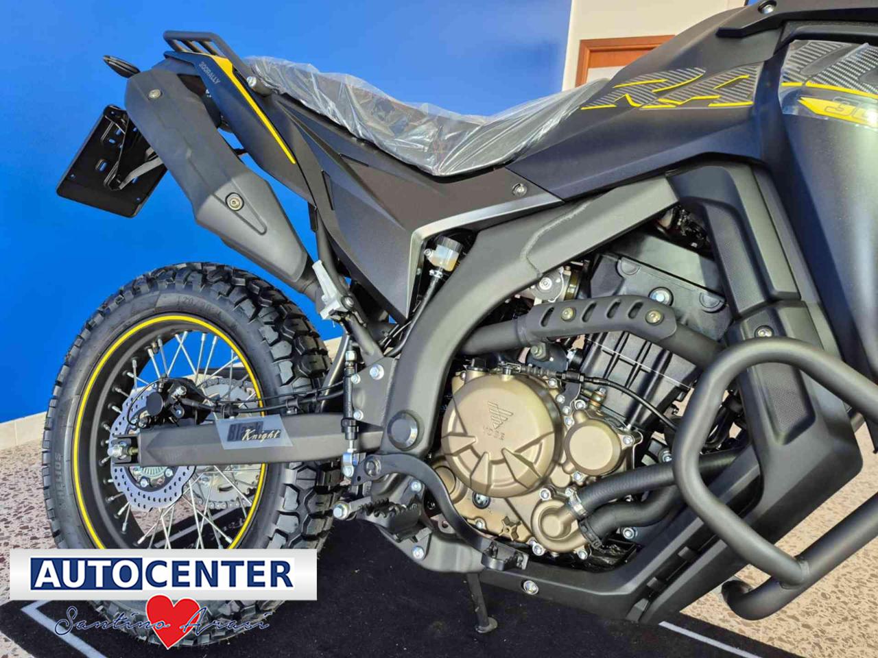 VOGE VALICO 300 RALLY - 15