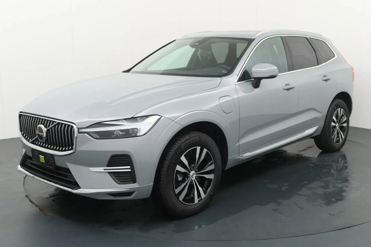 VOLVO XC60 T6 Plug-in hybrid AWD automatico Core - Bright! - 4