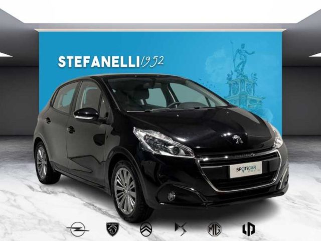 PEUGEOT 208 Nero pastello