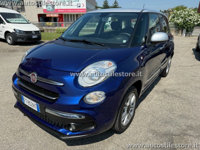 FIAT 500L Blu metallizzato