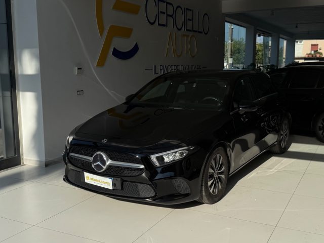 MERCEDES-BENZ A 200 NERO metallizzato