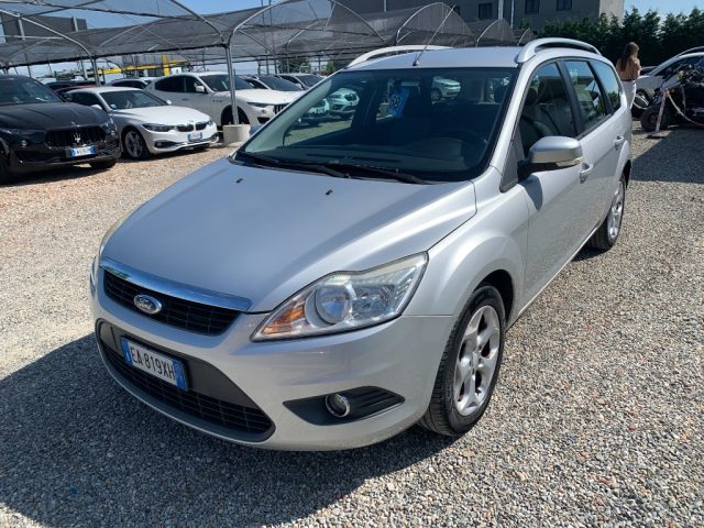 FORD Focus Grigio metallizzato