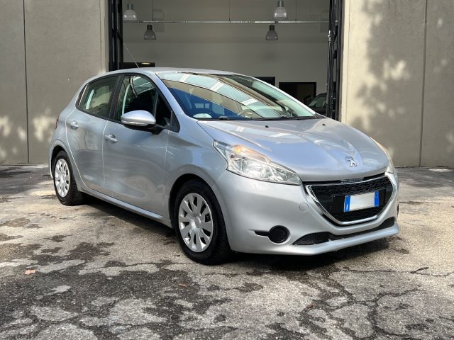 PEUGEOT 208 Argento metallizzato