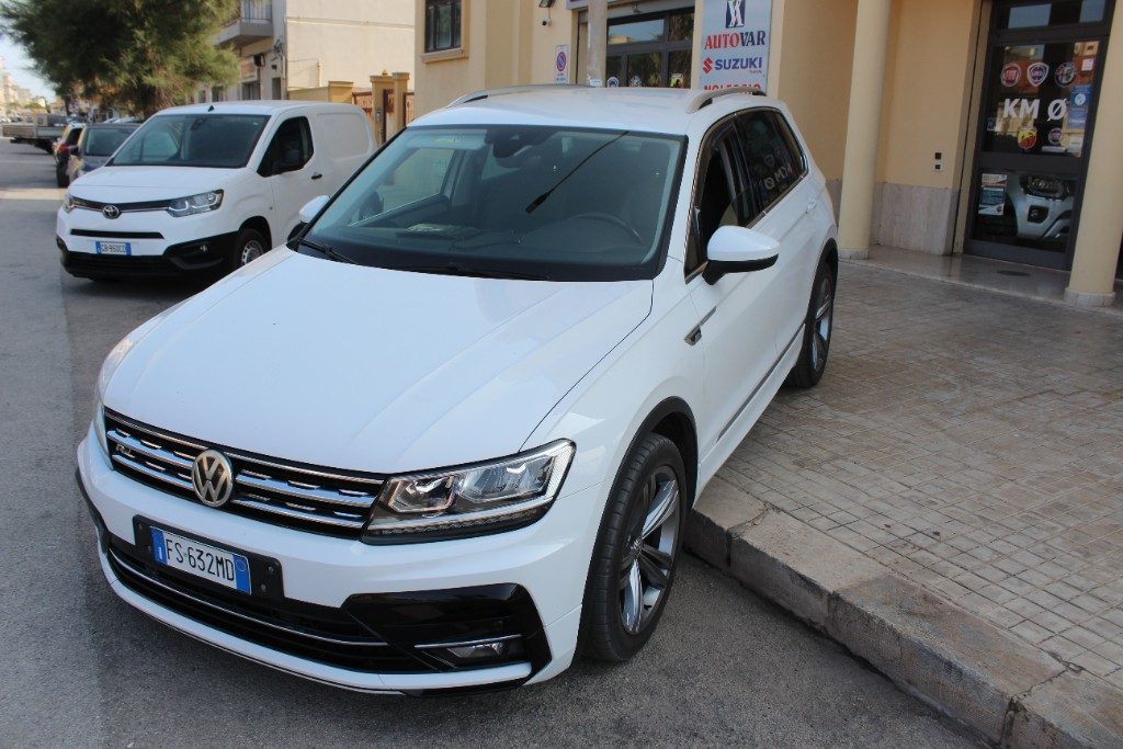VOLKSWAGEN Tiguan 1.6 TDI R LINE 