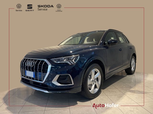 AUDI Q3 Blau metallisiert