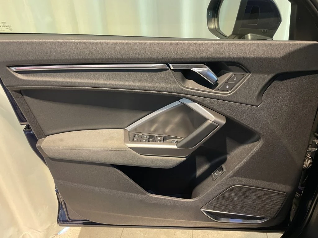 AUDI Q3 40 TDI quattro S tronic Advanced Matrix NAVI B&O - 16