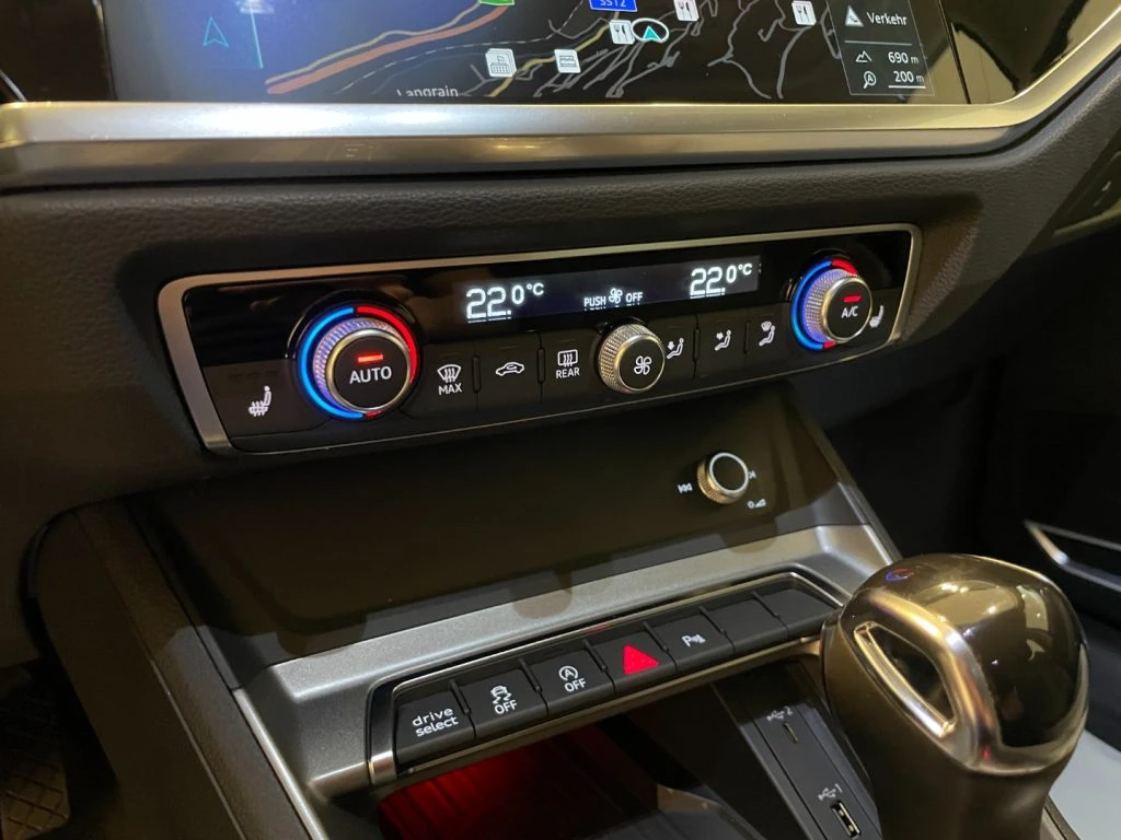 AUDI Q3 40 TDI quattro S tronic Advanced Matrix NAVI B&O - 14