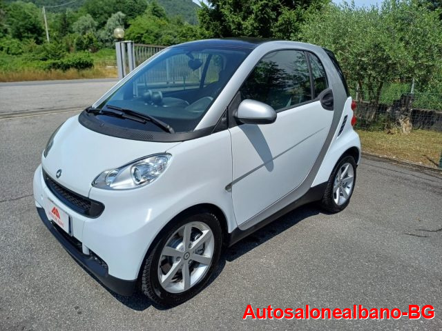 SMART ForTwo Bianco pastello