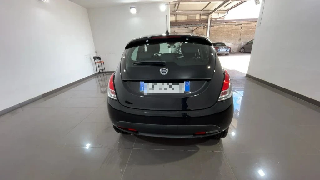 LANCIA Ypsilon 1.0 FireFly 5 porte S&S Hybrid Oro #Clima.Auto - 4