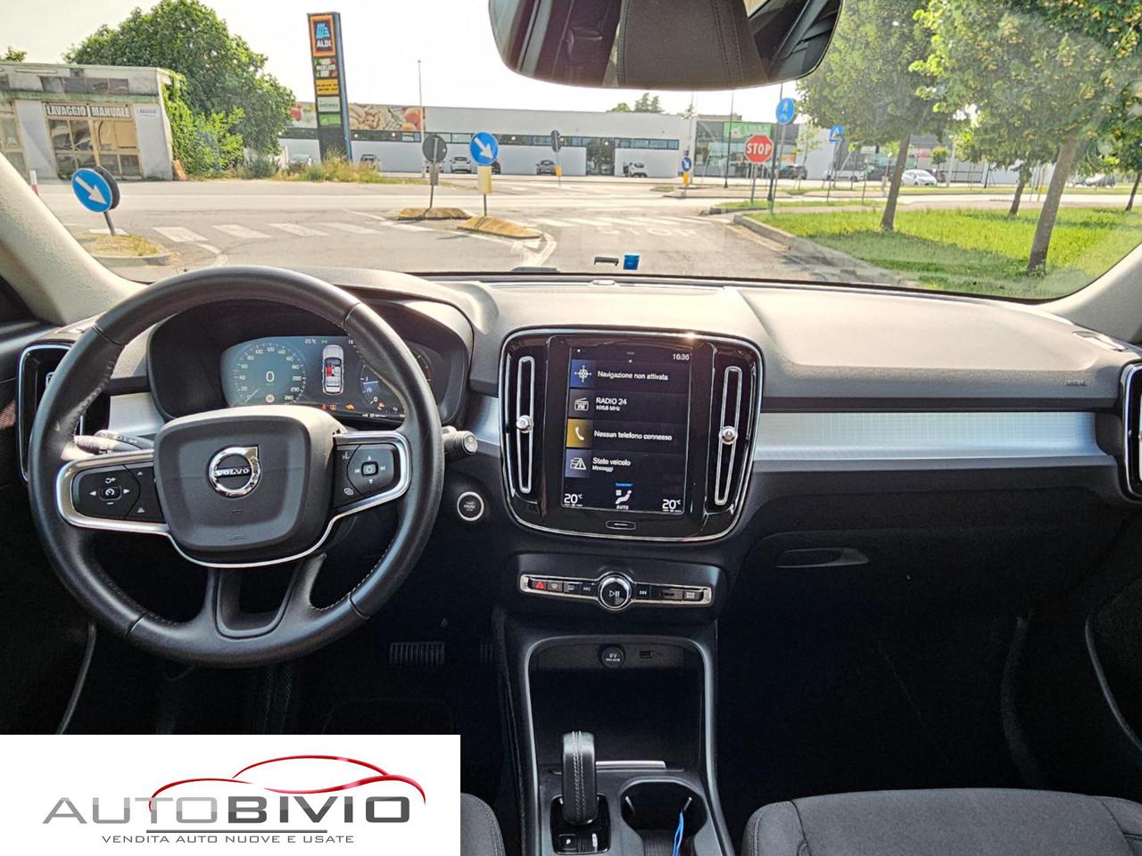 VOLVO XC40 D3 Geartronic Momentum BLACKFRIDAY - 12