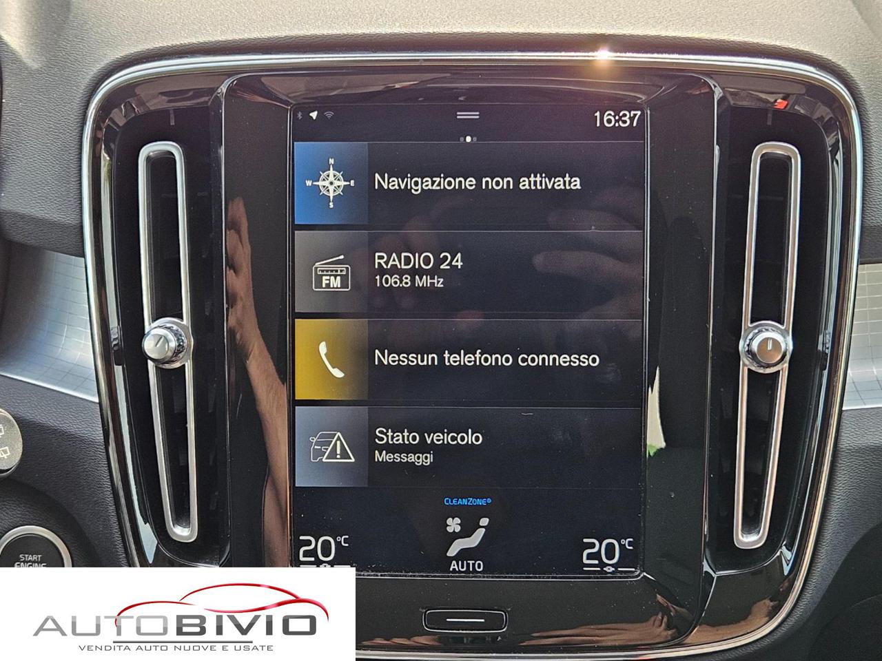 VOLVO XC40 D3 Geartronic Momentum BLACKFRIDAY - 14