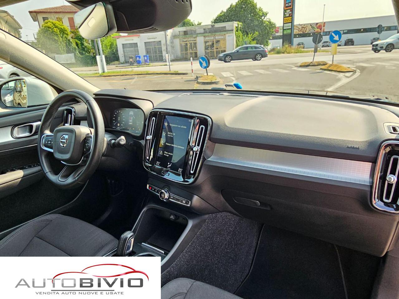 VOLVO XC40 D3 Geartronic Momentum BLACKFRIDAY - 23