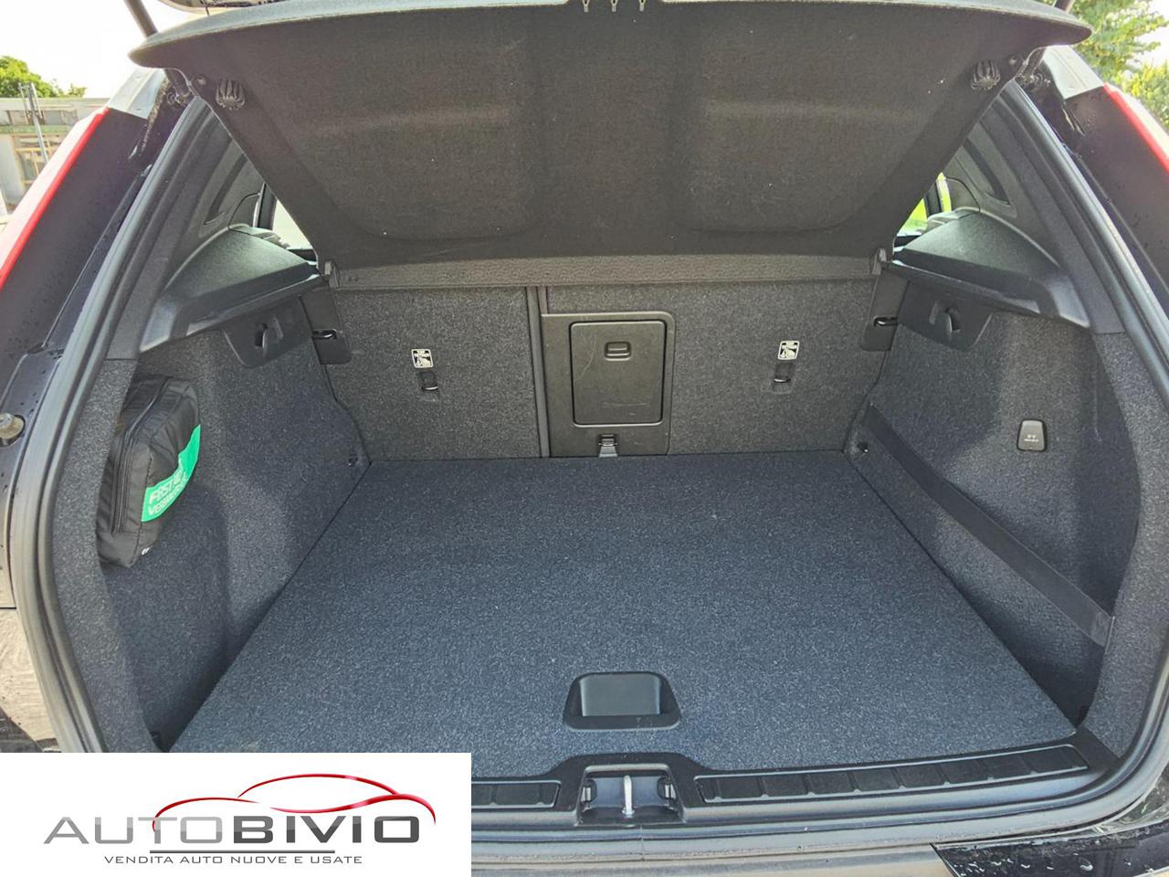 VOLVO XC40 D3 Geartronic Momentum BLACKFRIDAY - 20