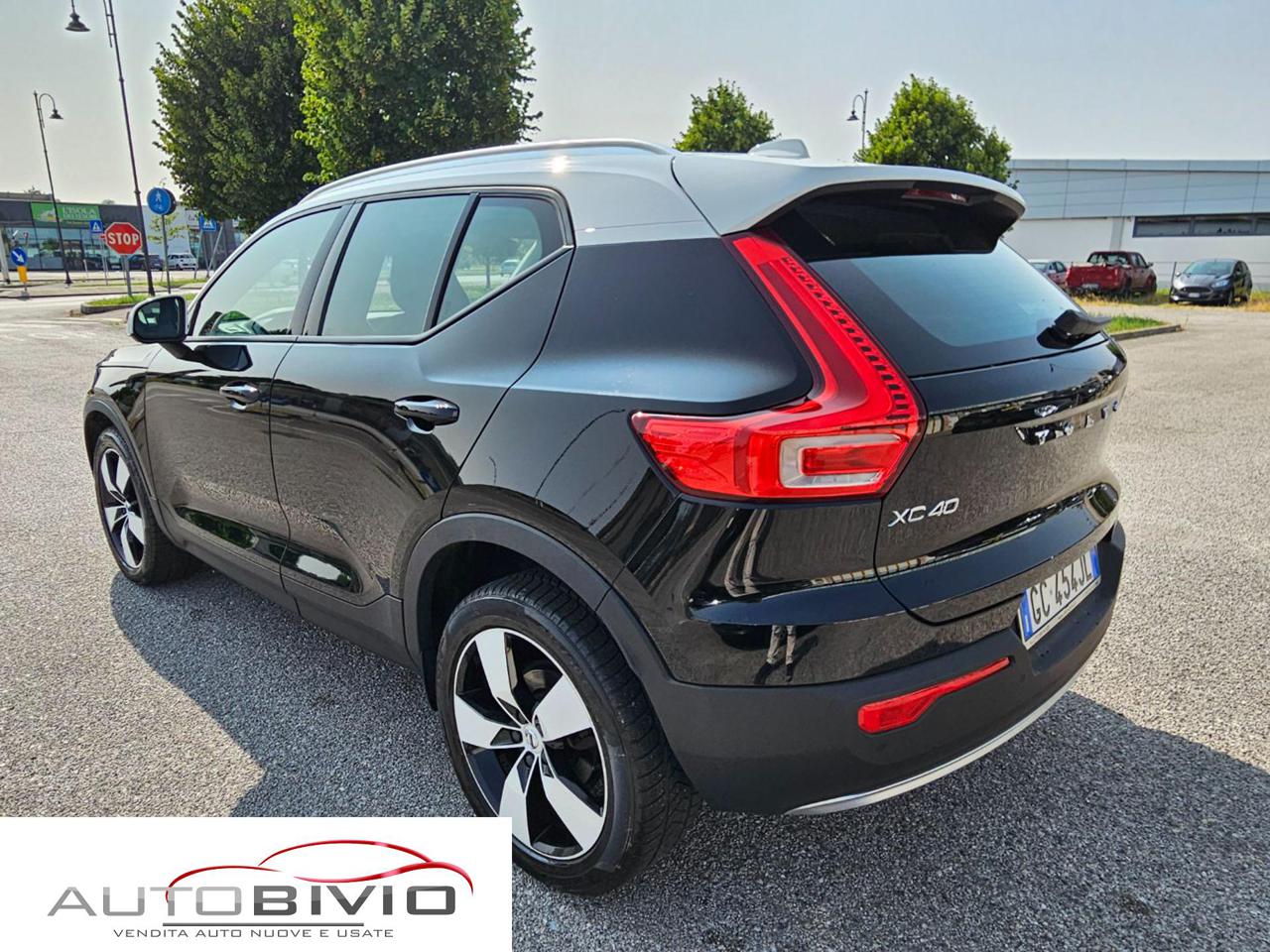 VOLVO XC40 D3 Geartronic Momentum BLACKFRIDAY - 4