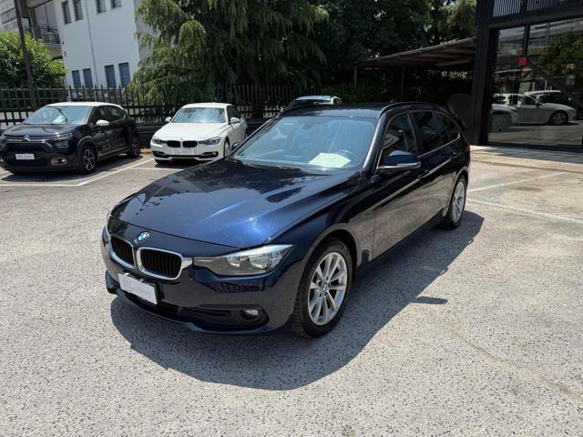 BMW 320 Blu metallizzato