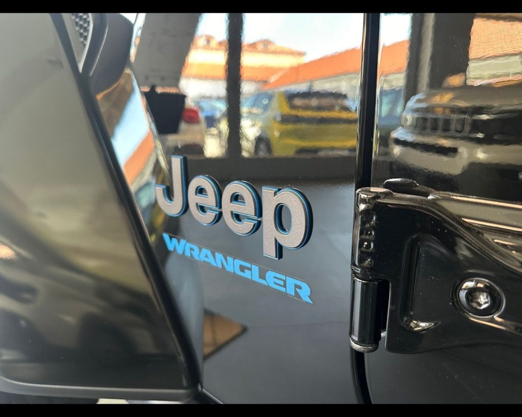 JEEP Wrangler Plug-In Hybrid My23 Rubicon 2.0 4xe Phev 380cv At - 10