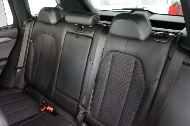 BMW X3 7