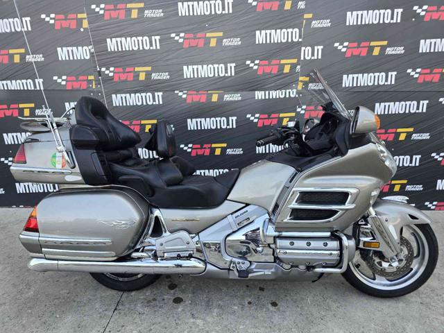 HONDA GL 1800 Grigio metallizzato