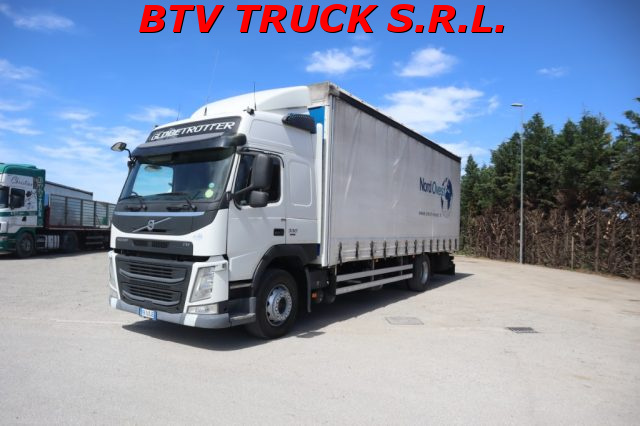 VOLVO  Bianco pastello