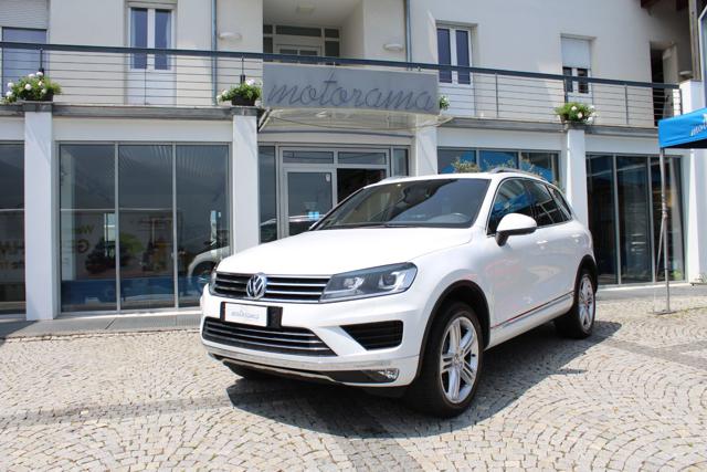 VOLKSWAGEN Touareg Bianco pastello